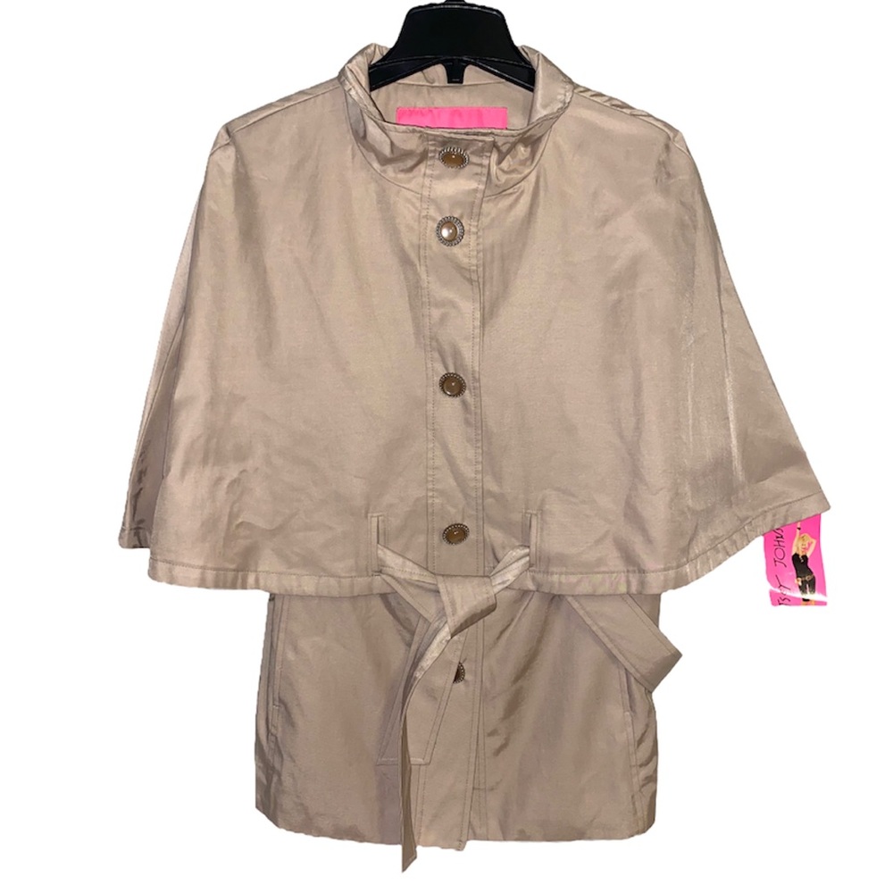 Betsey johnson Jacket! 🐆 VTG Nwt khaki cape, pretty vintage buttons! ☔️